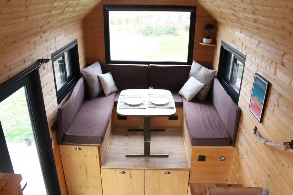 séjour insolite et écologique dans une Tiny house Aigues-Mortes Exterior foto